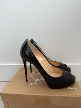 Christian Louboutin New Very Prive 120 Black Patent Peep Toe Platform Pumps